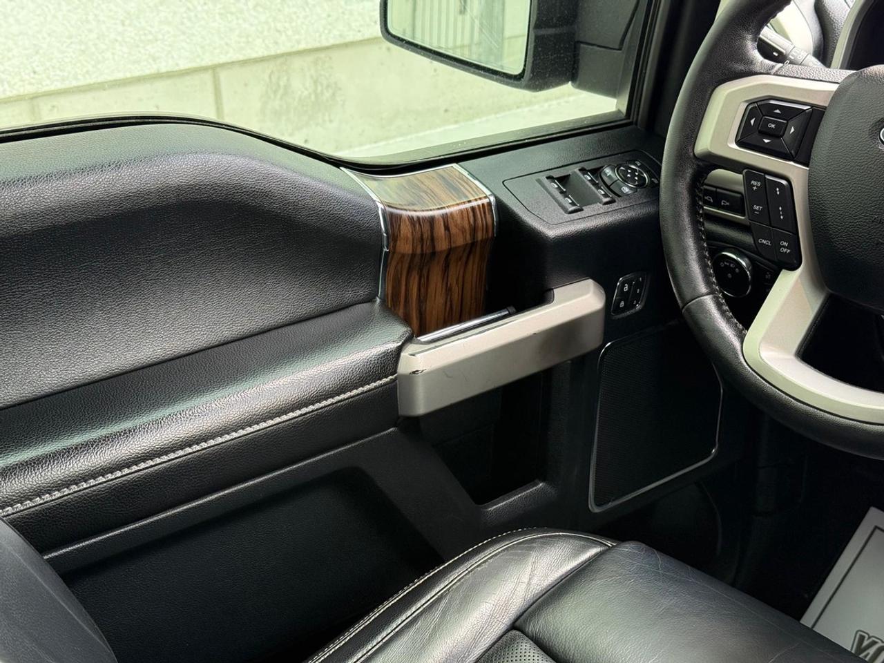 2019 Ford F-150 Lariat/2.7V6/5.5ft bed/4X4 Photo