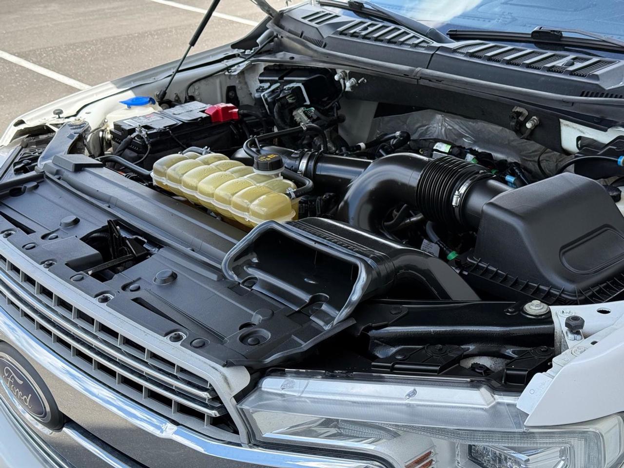 2019 Ford F-150 Lariat/2.7V6/5.5ft bed/4X4 Photo