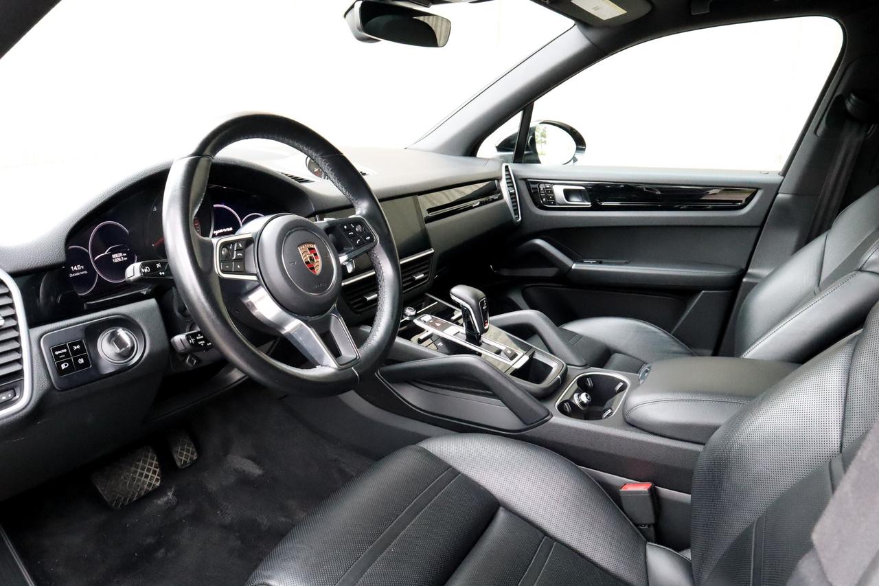 2019 Porsche Cayenne Base 4dr All-wheel Drive Photo