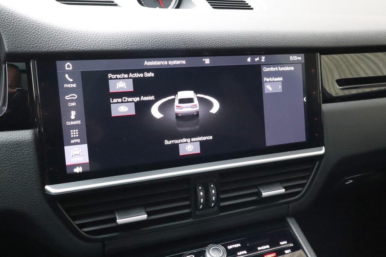 2019 Porsche Cayenne Base 4dr All-wheel Drive Photo