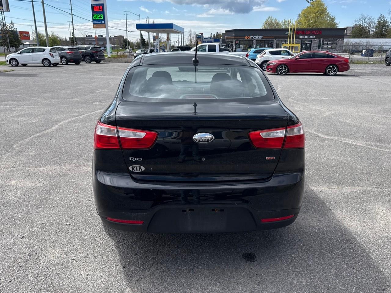 2013 Kia Rio 4dr Sdn Man LX Photo
