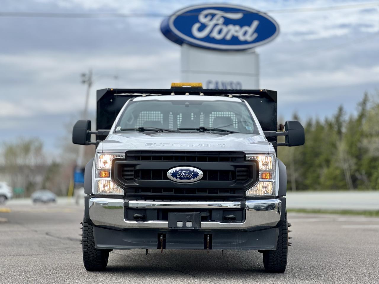 2020 Ford F-550 SUPE XL 4WD W/STEEL DUMP BODY Photo1