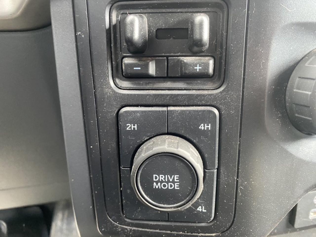2021 Ford F-150 XLT CREW CAB STD BED 4WD SUPERCREW Photo