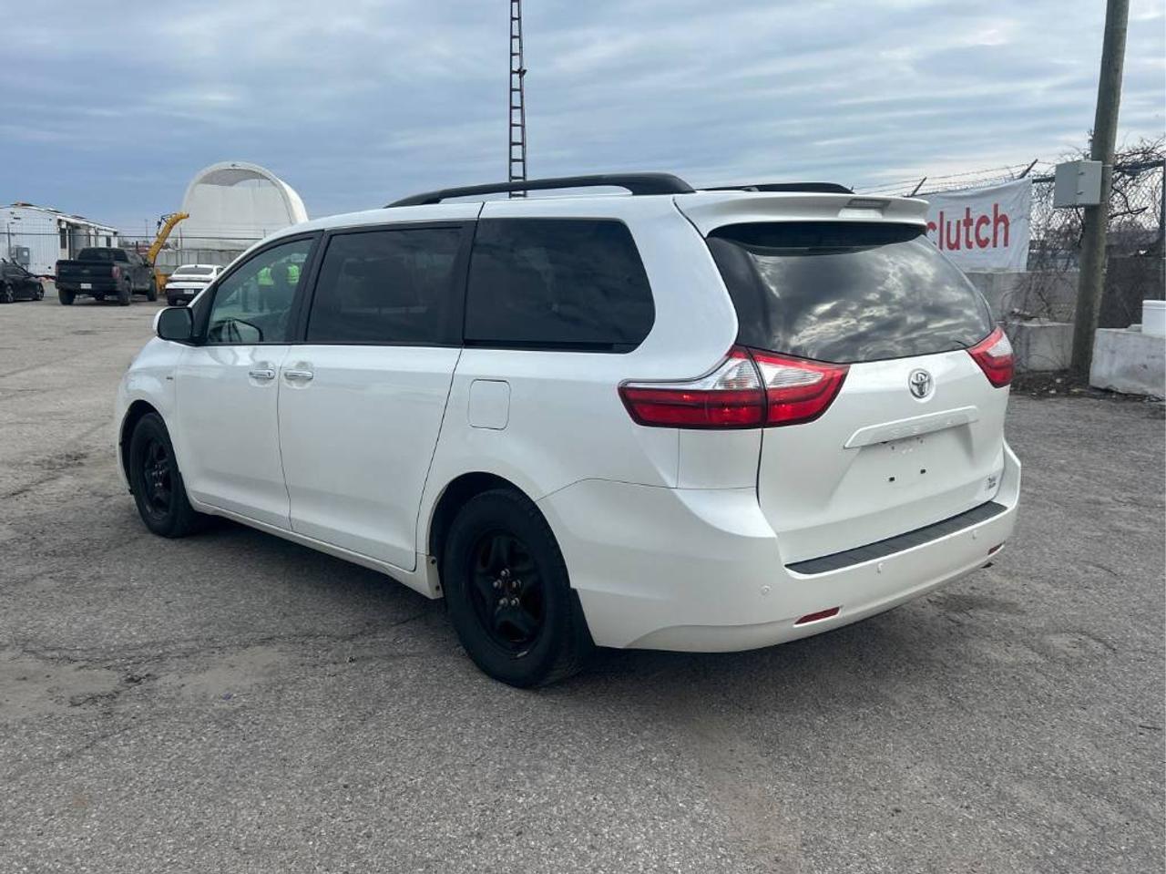 2016 Toyota Sienna XLE AWD 7-Passenger V6 - LTHR! NAV! BACK-UP CAM! B Photo