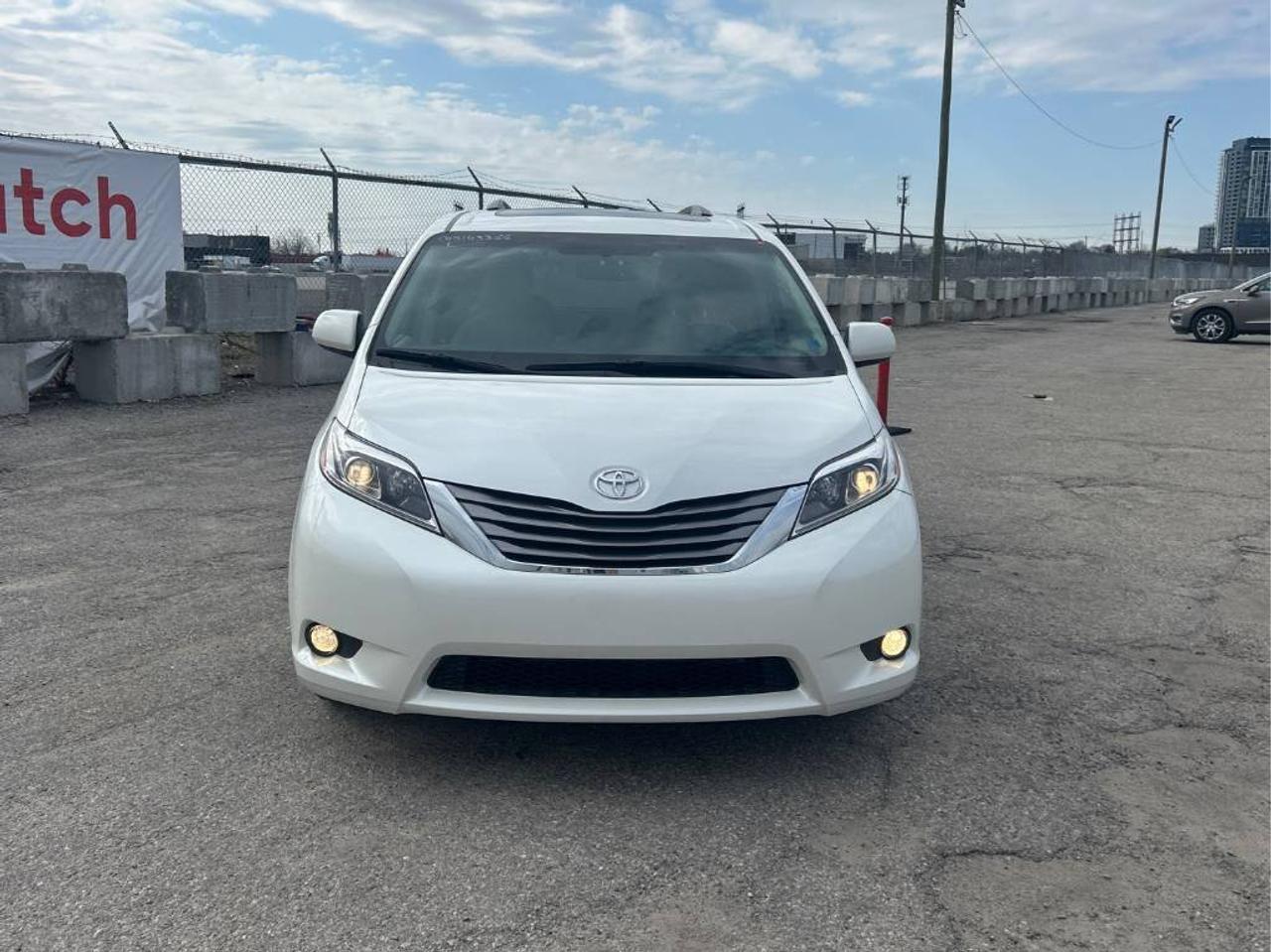 2016 Toyota Sienna XLE AWD 7-Passenger V6 - LTHR! NAV! BACK-UP CAM! B Photo