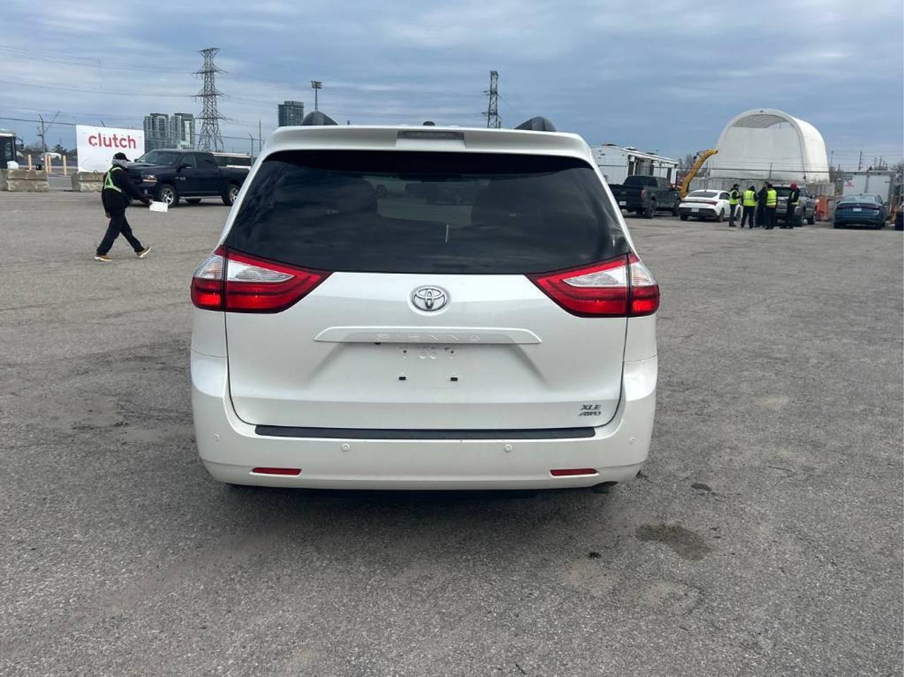 2016 Toyota Sienna XLE AWD 7-Passenger V6 - LTHR! NAV! BACK-UP CAM! B Photo