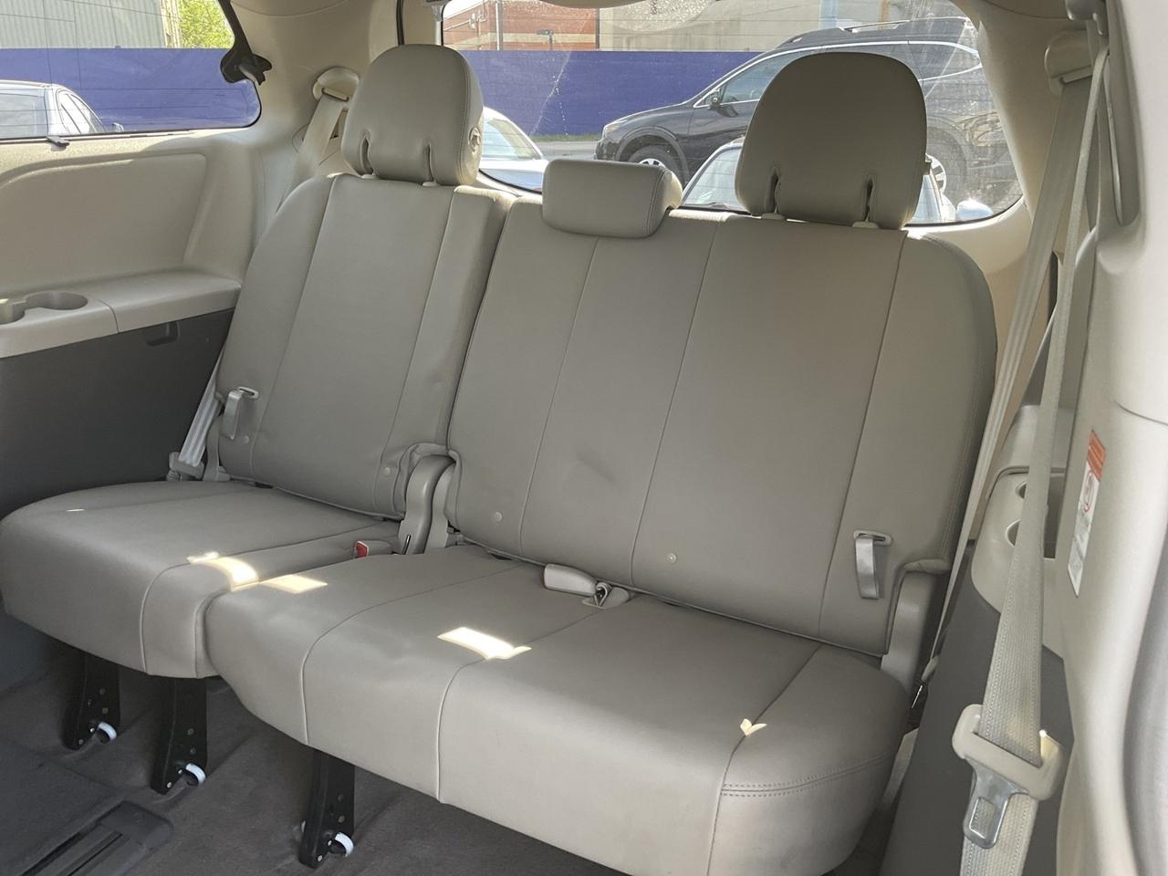 2016 Toyota Sienna XLE AWD 7-Passenger V6 - LTHR! NAV! BACK-UP CAM! B Photo