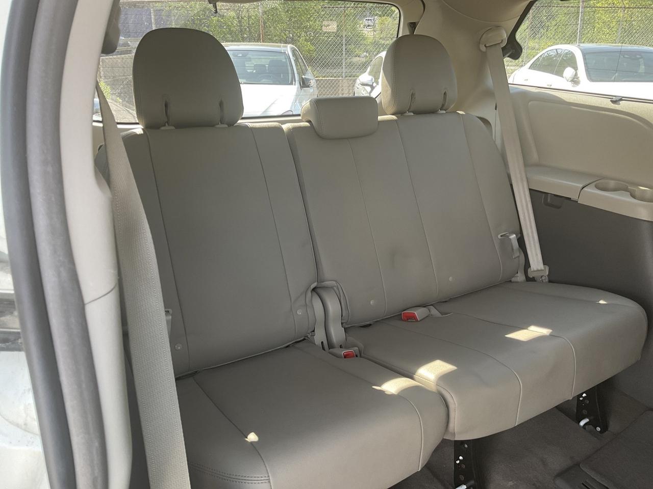 2016 Toyota Sienna XLE AWD 7-Passenger V6 - LTHR! NAV! BACK-UP CAM! B Photo