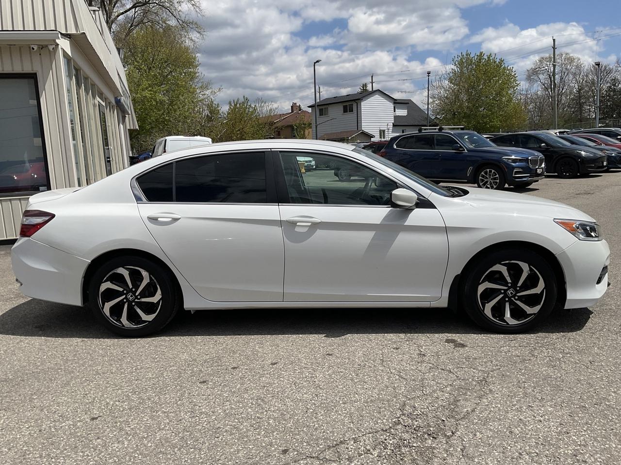 2016 Honda Accord LX Sedan w/ Honda Sensing - CAR PLAY! BACK-UP CAM! Photo