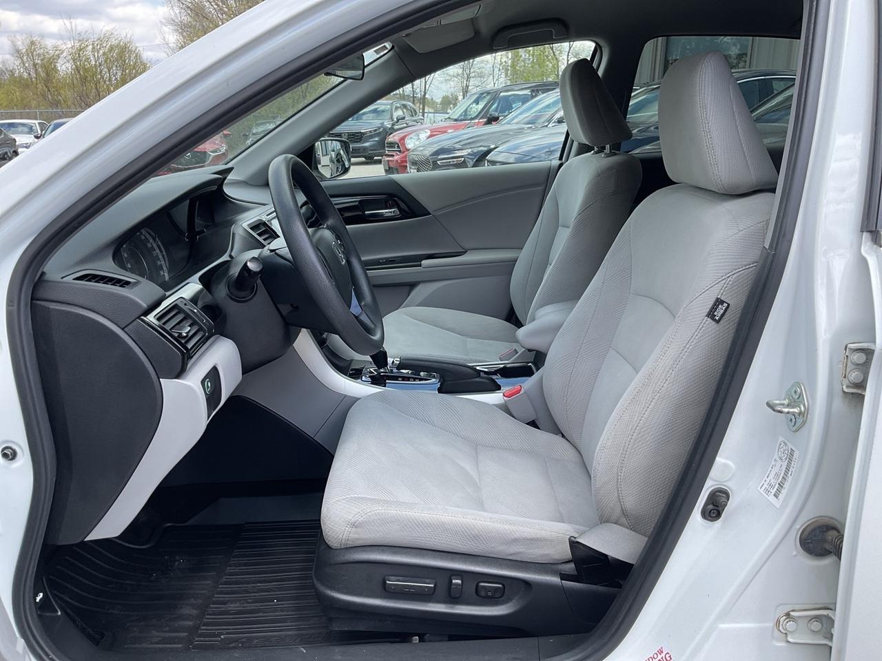 2016 Honda Accord LX Sedan w/ Honda Sensing - CAR PLAY! BACK-UP CAM! Photo