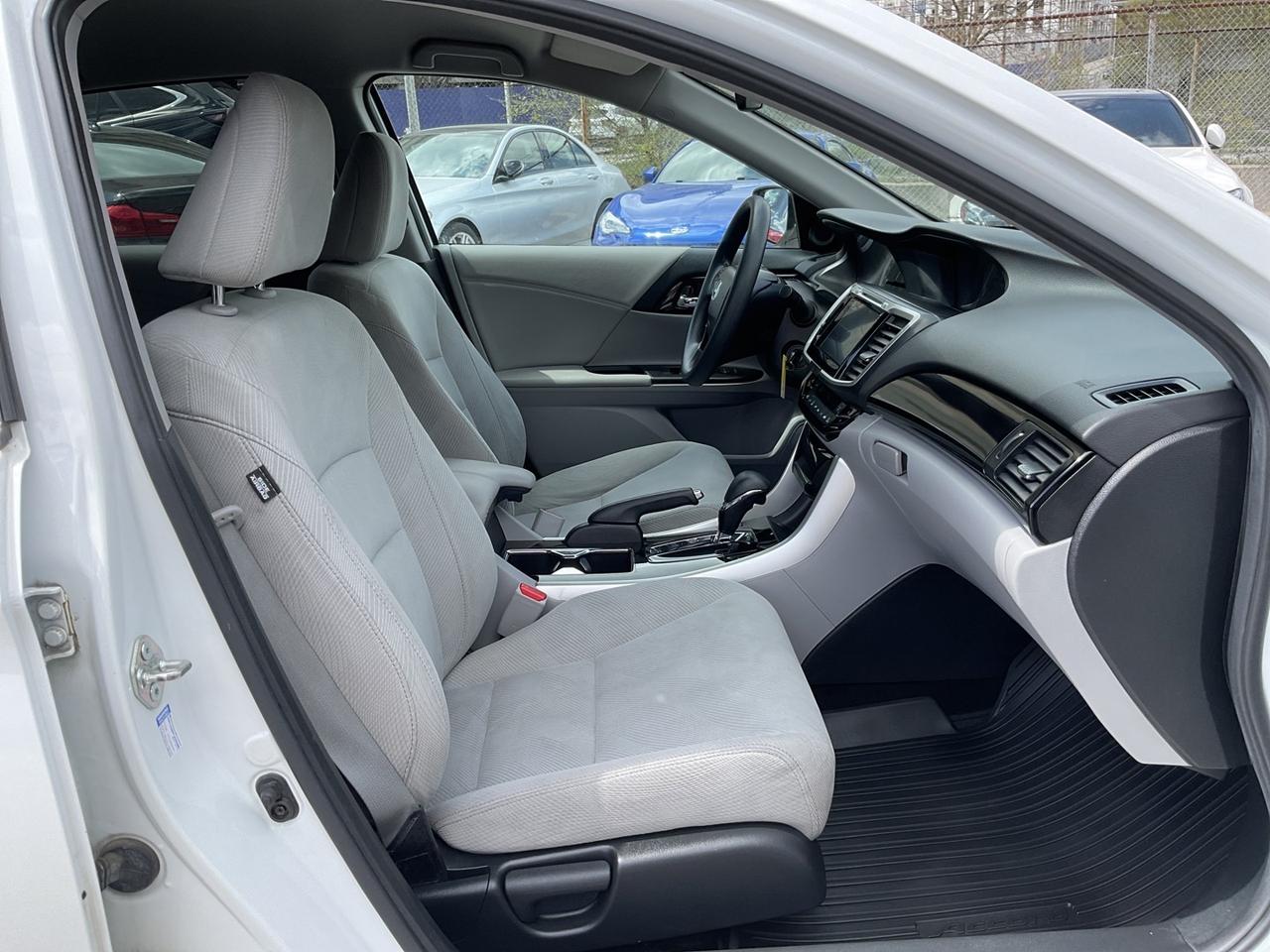 2016 Honda Accord LX Sedan w/ Honda Sensing - CAR PLAY! BACK-UP CAM! Photo