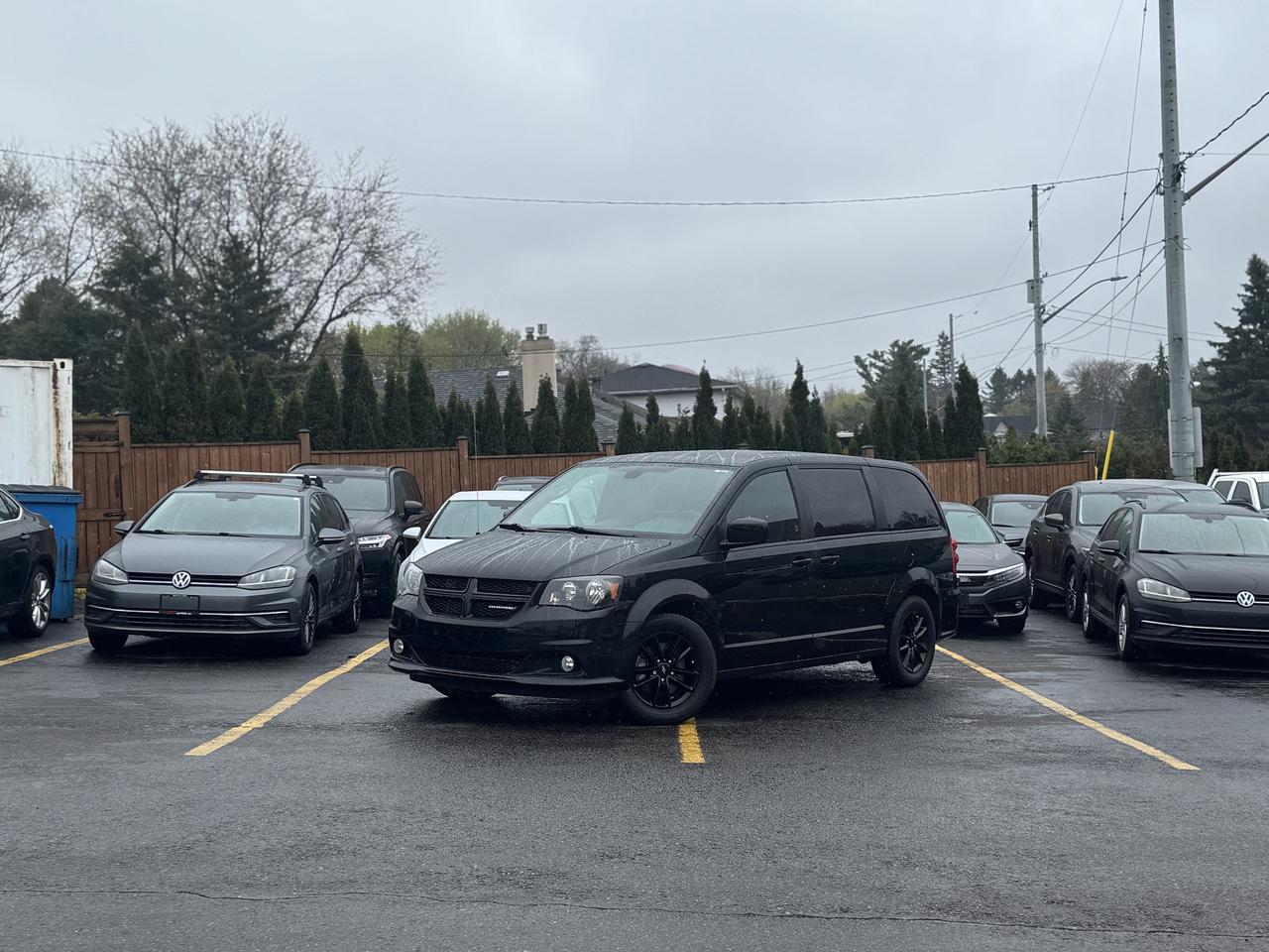 2019 Dodge Grand Caravan GT   Fully Loaded   LOW KMS! Photo