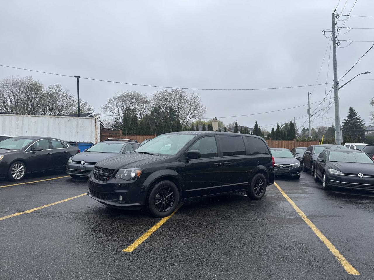 2019 Dodge Grand Caravan GT   Fully Loaded   LOW KMS! Photo