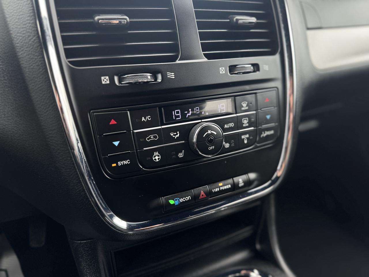 2019 Dodge Grand Caravan GT   Fully Loaded   LOW KMS! Photo