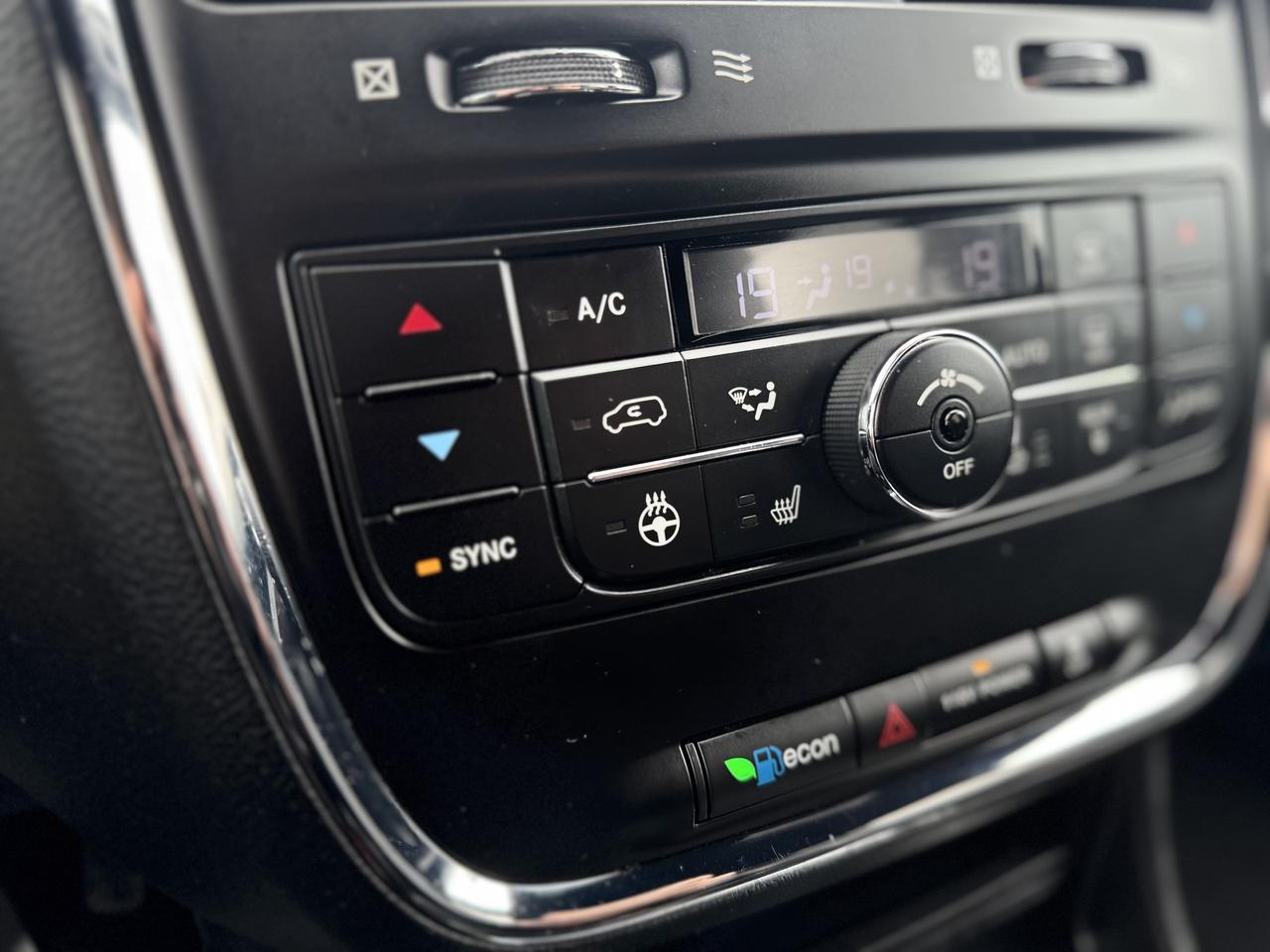 2019 Dodge Grand Caravan GT   Fully Loaded   LOW KMS! Photo