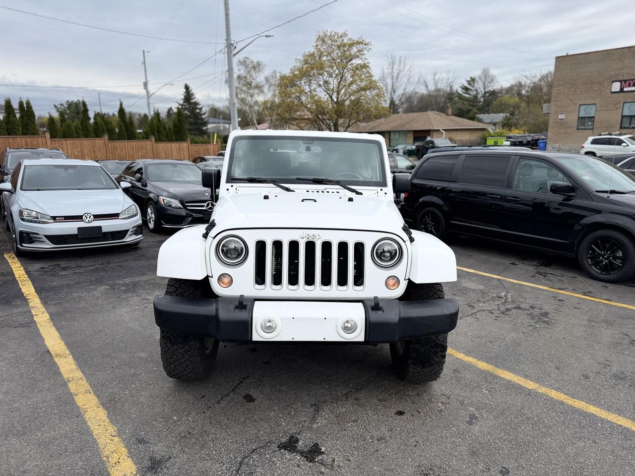 2016 Jeep Wrangler 4WD Sahara Photo