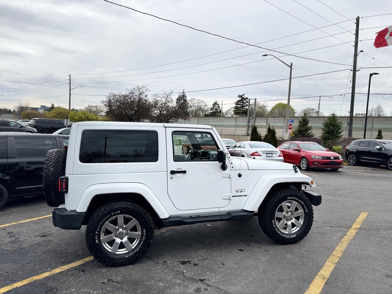 2016 Jeep Wrangler 4WD Sahara Photo