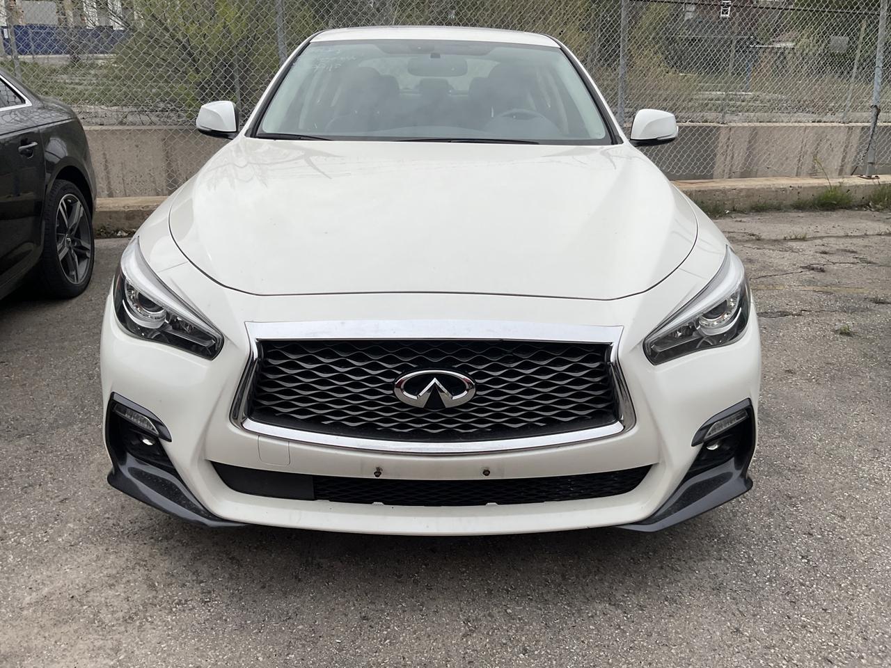 2019 Infiniti Q50 3.0t Signature AWD - LTHR! NAV! BACK-UP CAM! SUNRO Photo
