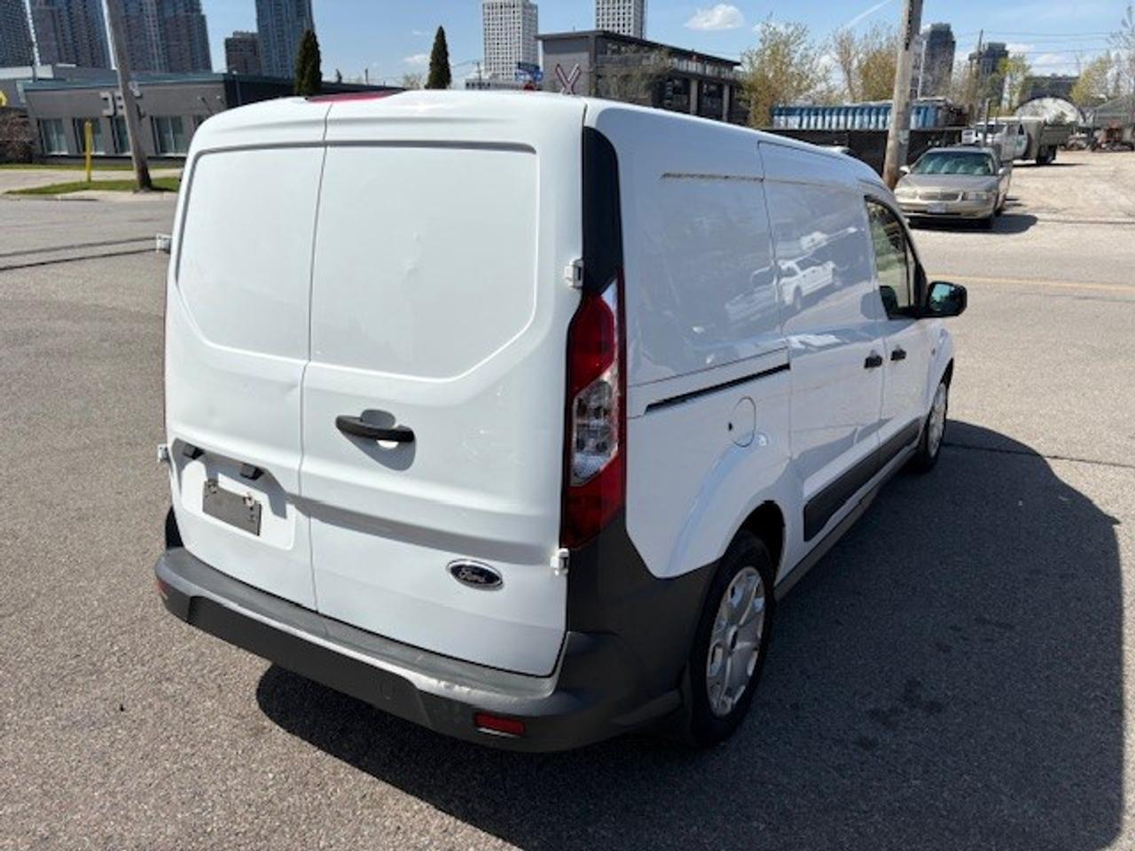 2015 Ford Transit Connect XL w/Dual Sliding Doors Cargo Van Photo4