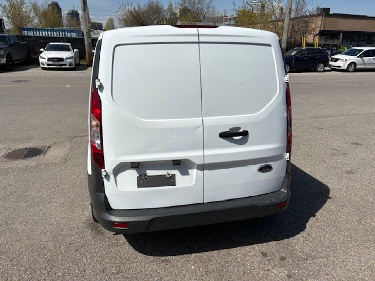 2015 Ford Transit Connect XL w/Dual Sliding Doors Cargo Van Photo3