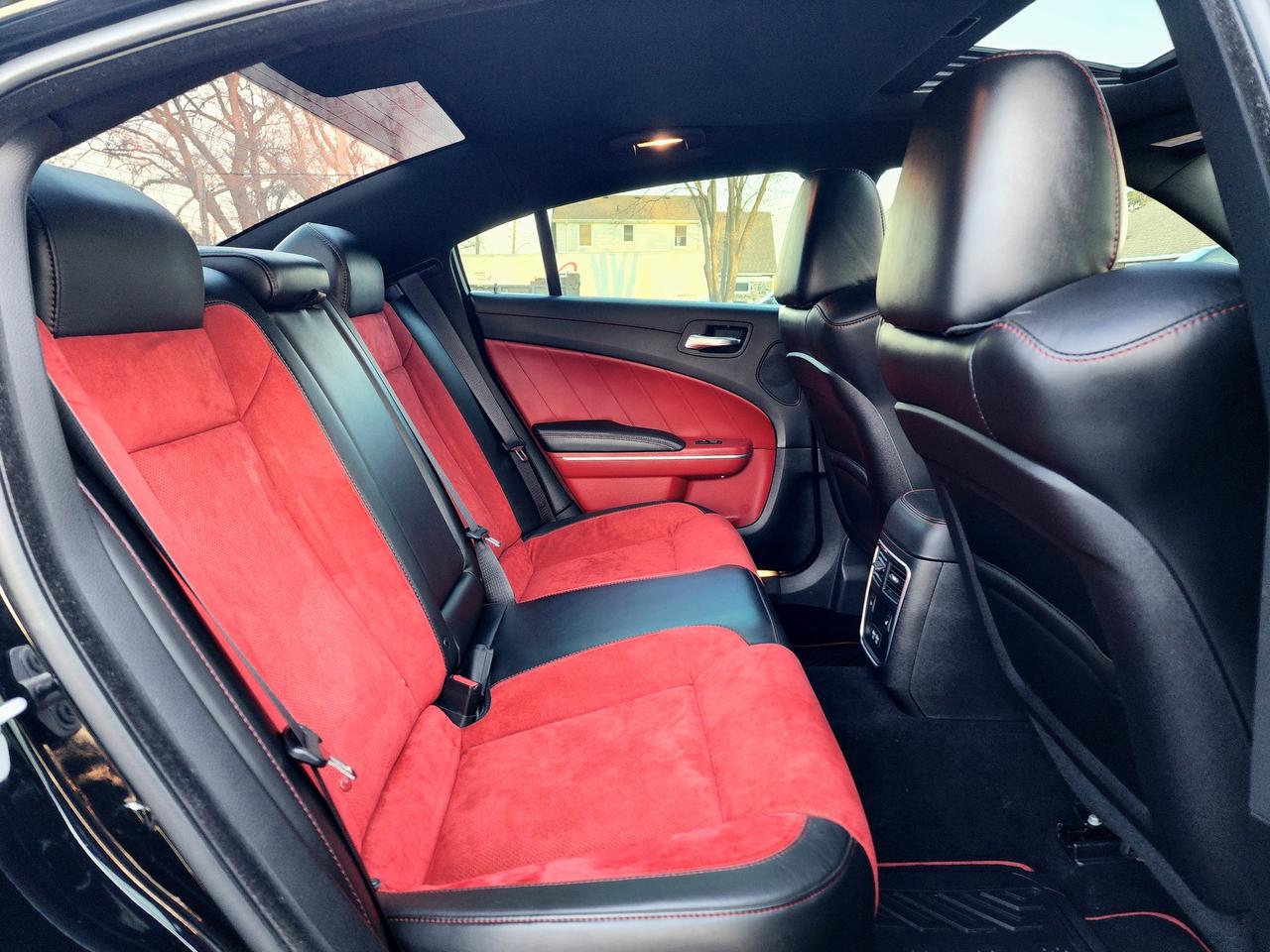 2019 Dodge Charger Scat Pack 6.4L V8 HEMI Photo