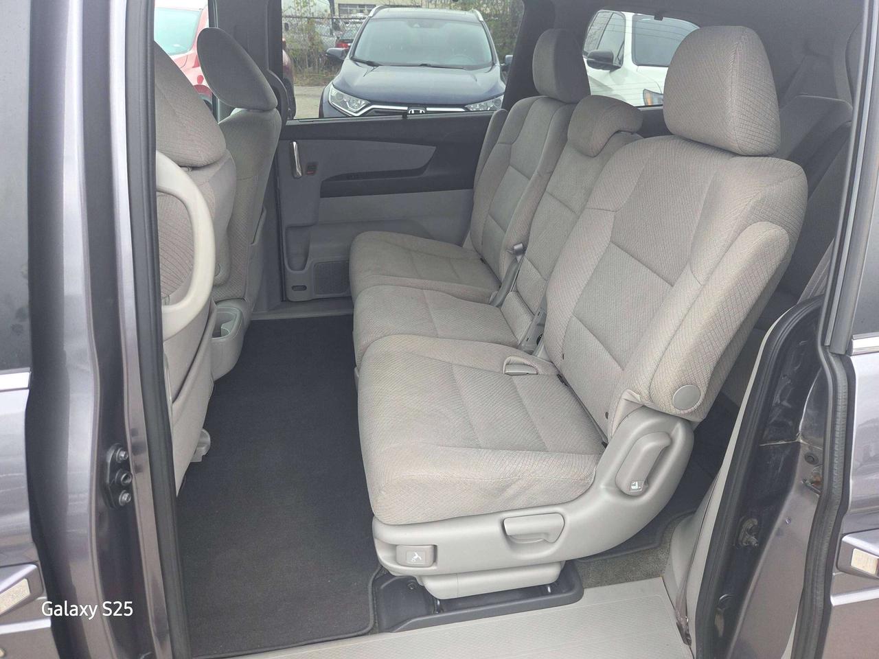 2015 Honda Odyssey EX Photo