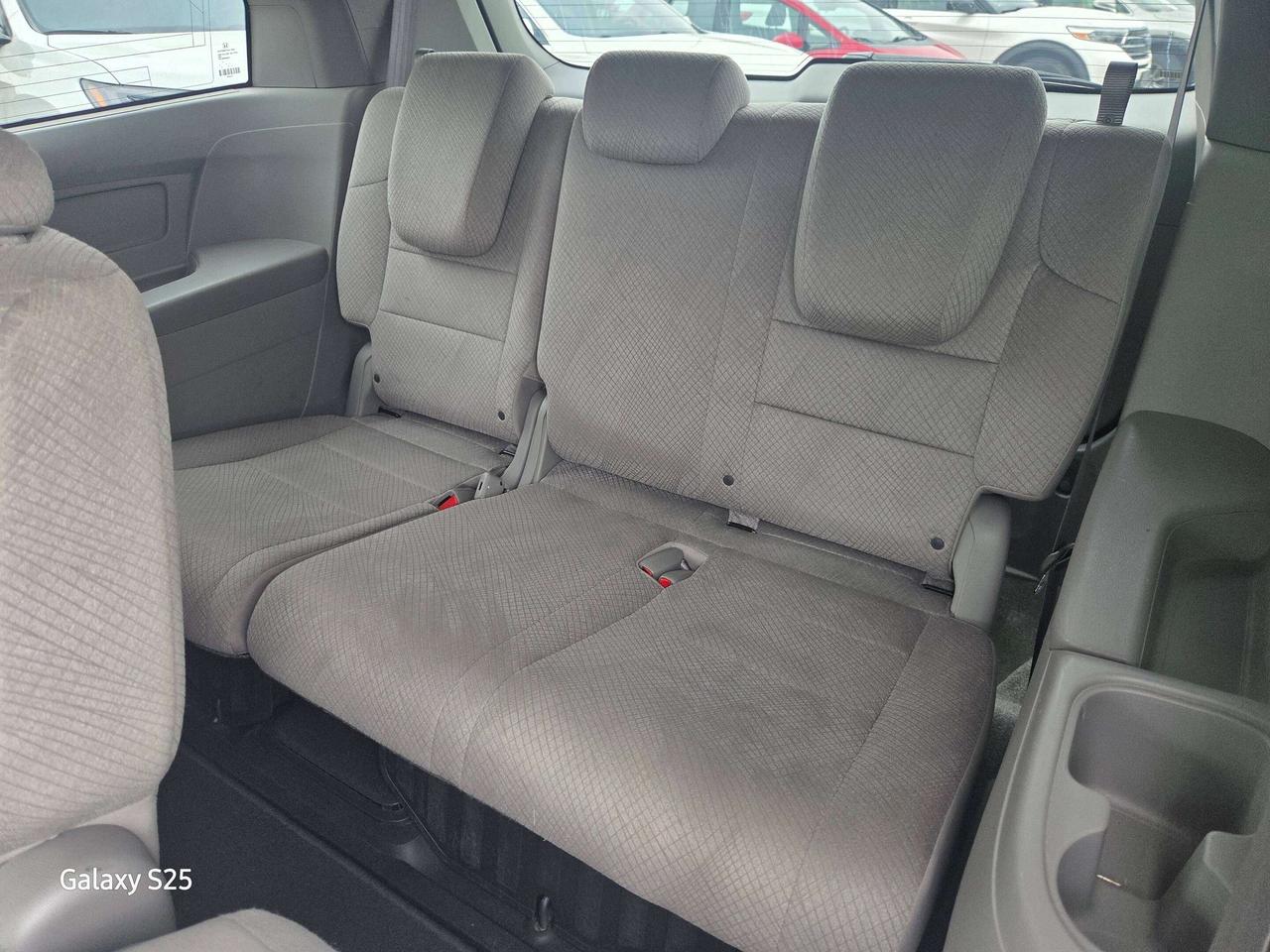 2015 Honda Odyssey EX Photo