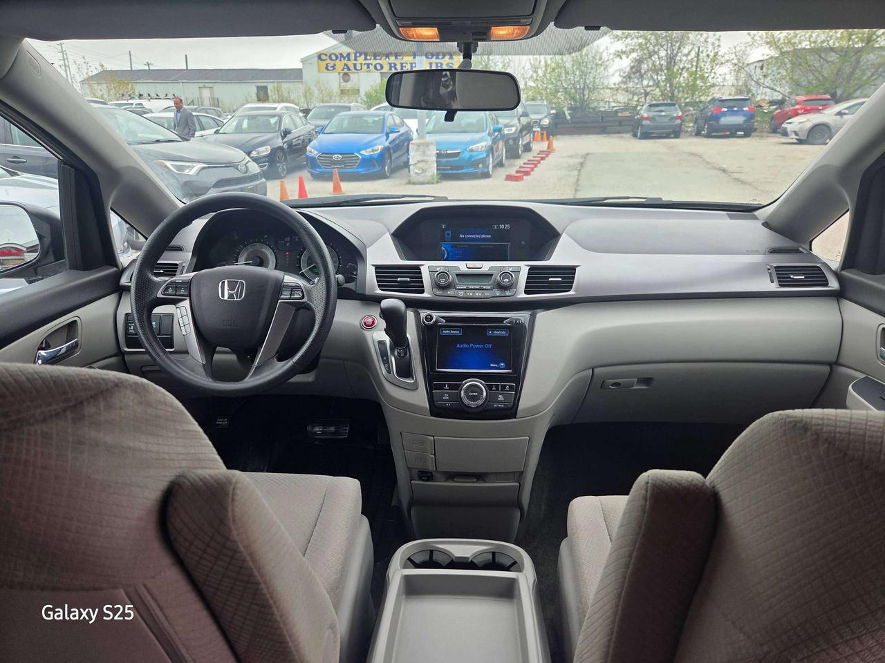 2015 Honda Odyssey EX Photo