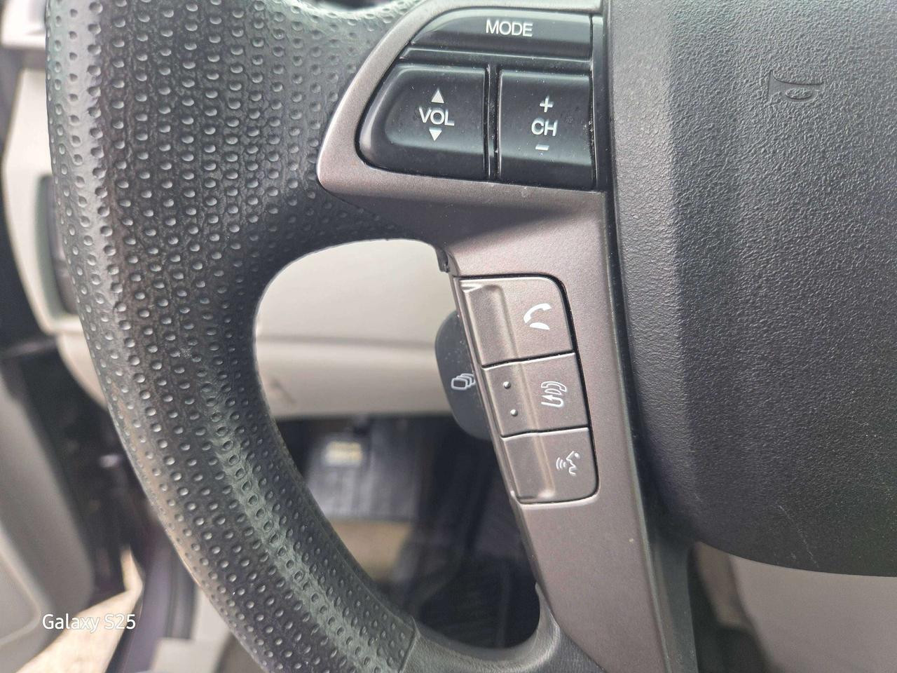 2015 Honda Odyssey EX Photo
