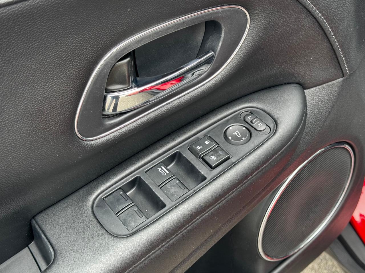2018 Honda HR-V EX-L NAVI   AWD   NO ACCIDENT   SUNROOF   HEATED F Photo