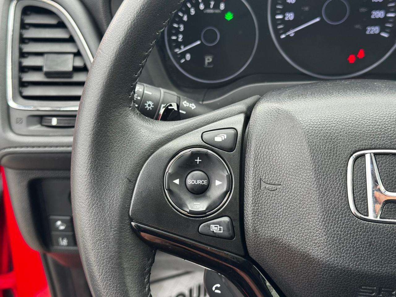 2018 Honda HR-V EX-L NAVI   AWD   NO ACCIDENT   SUNROOF   HEATED F Photo