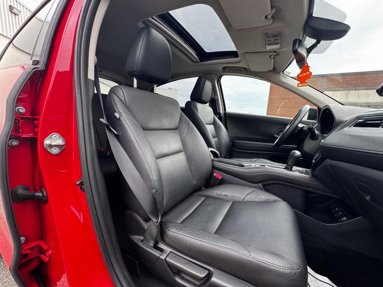 2018 Honda HR-V EX-L NAVI   AWD   NO ACCIDENT   SUNROOF   HEATED F Photo