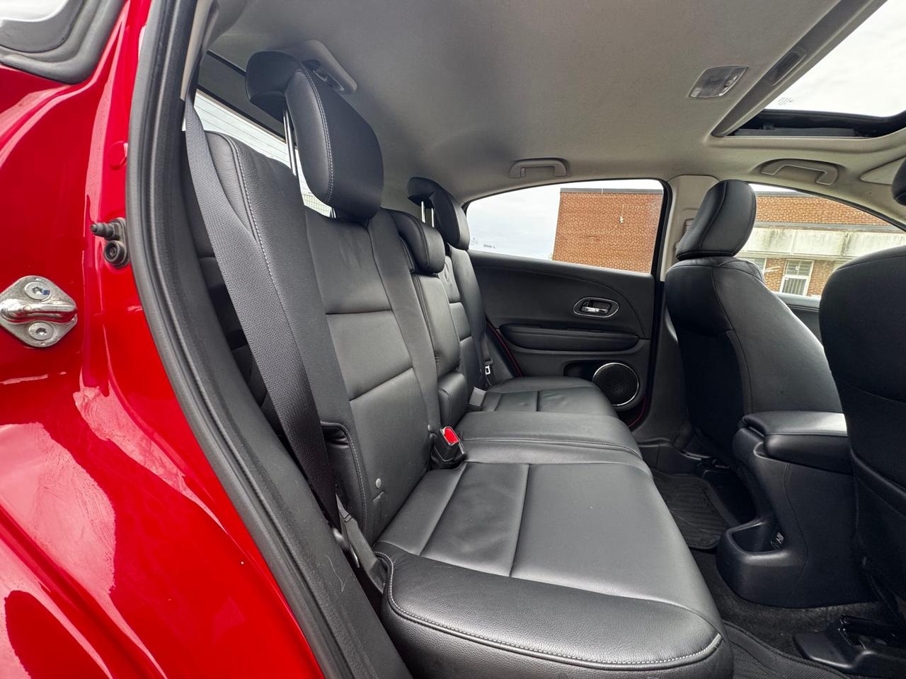 2018 Honda HR-V EX-L NAVI   AWD   NO ACCIDENT   SUNROOF   HEATED F Photo