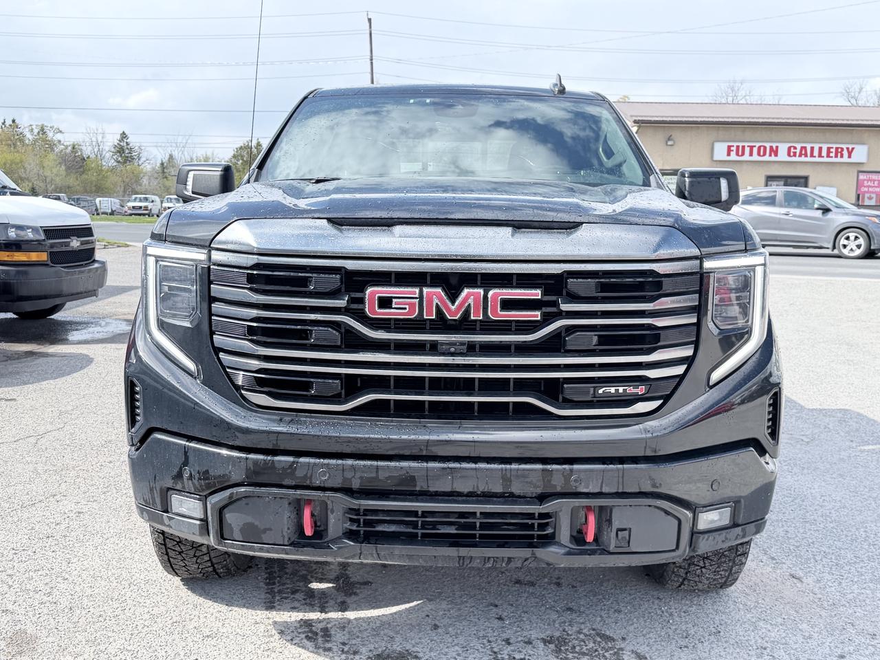 2022 GMC Sierra 1500 AT4 CREW CAB 4WD Photo