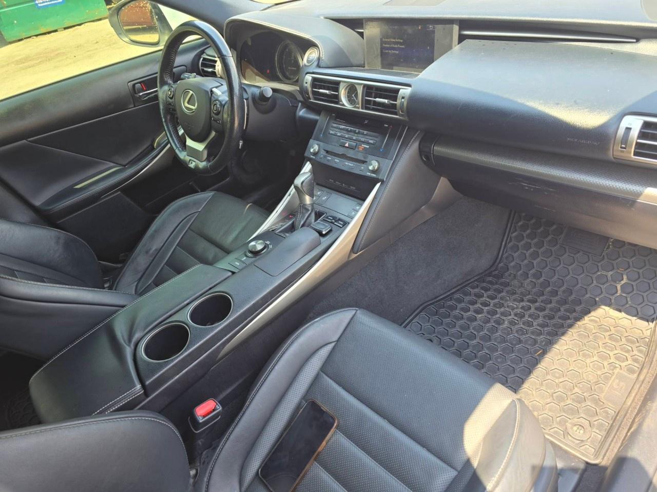 2015 Lexus IS 250 4DR SDN AWD Photo