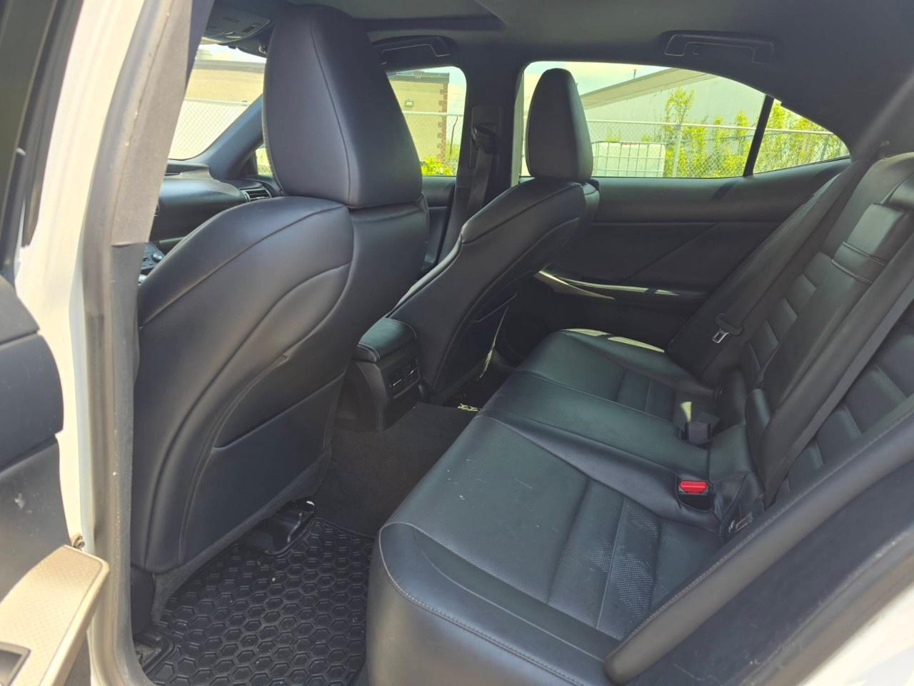 2015 Lexus IS 250 4DR SDN AWD Photo