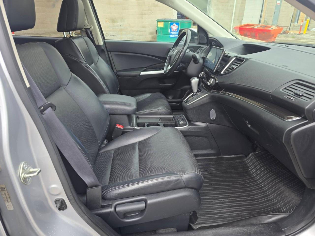 2016 Honda CR-V 4WD Touring Photo