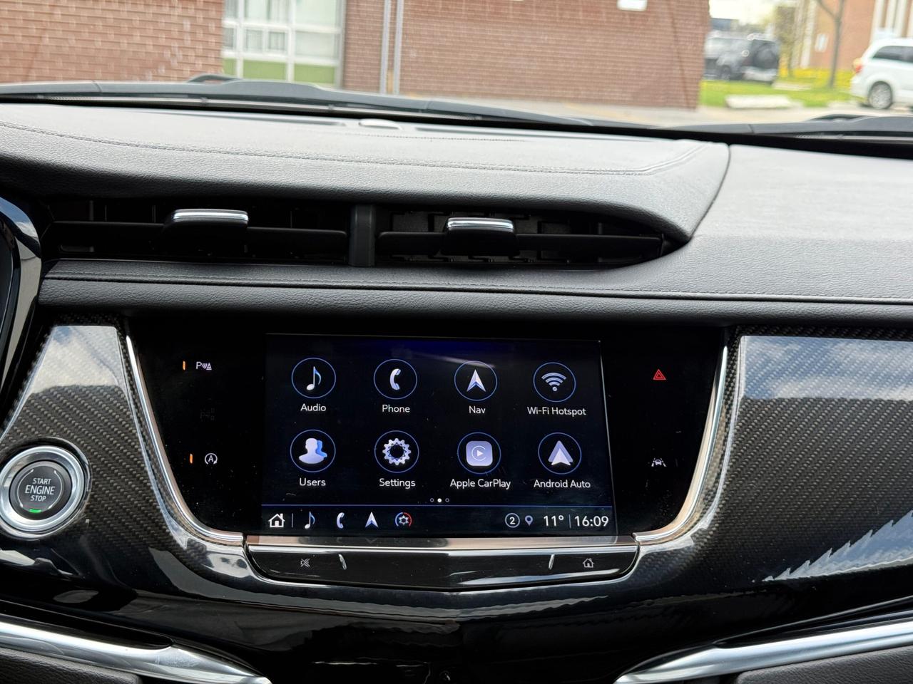 2024 Cadillac XT6 SPORT   AWD   NO ACCIDENT   6-PASSENGER   BOSE SOU Photo