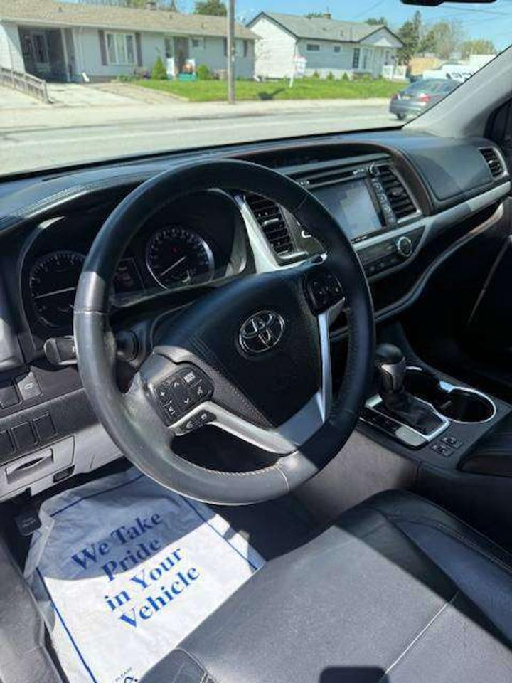 2016 Toyota Highlander XLE Photo