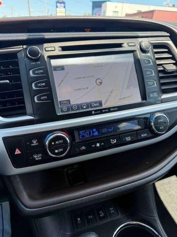2016 Toyota Highlander XLE Photo