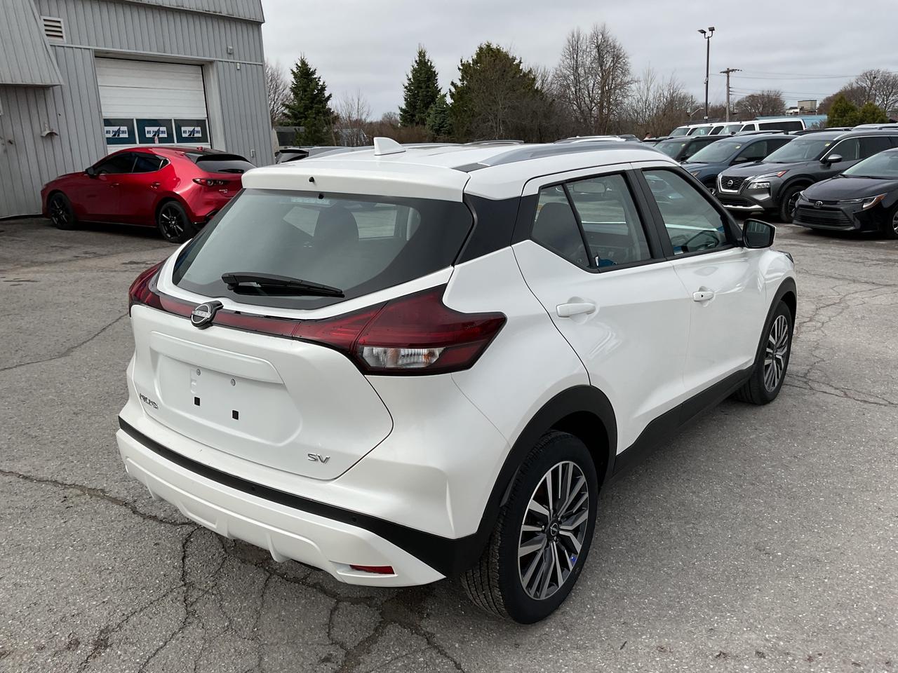 2024 Nissan Kicks SV 4dr Front-Wheel Drive Photo