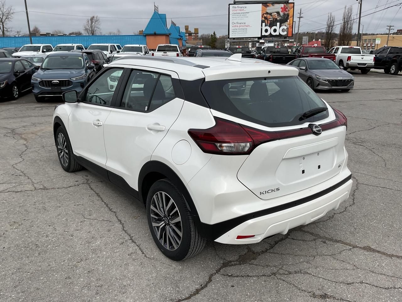 2024 Nissan Kicks SV 4dr Front-Wheel Drive Photo