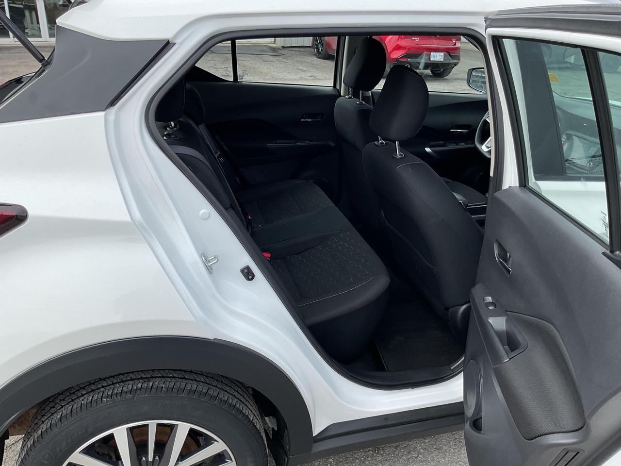 2024 Nissan Kicks SV 4dr Front-Wheel Drive Photo