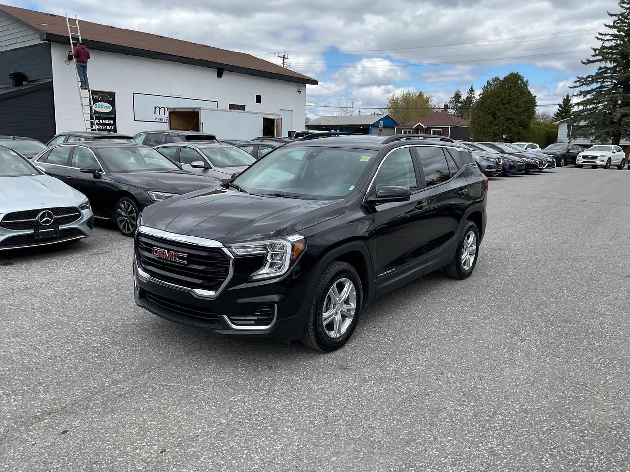 2023 GMC Terrain SLE All-wheel Drive Photo0