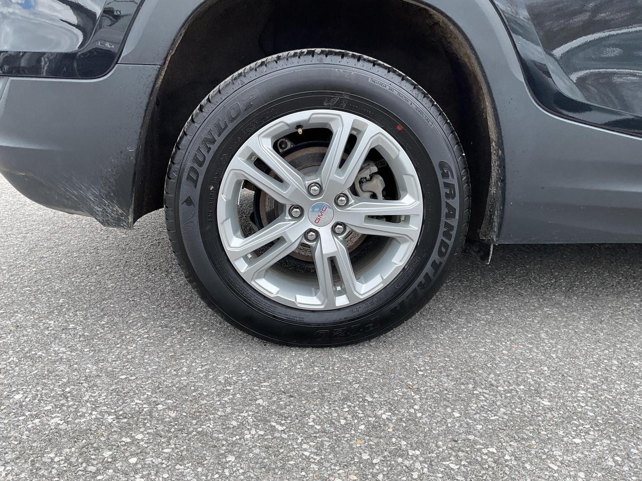 2023 GMC Terrain SLE All-wheel Drive Photo