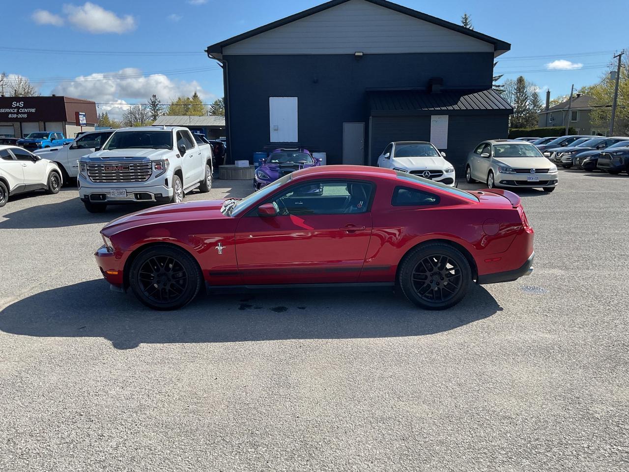 2012 Ford Mustang  Photo