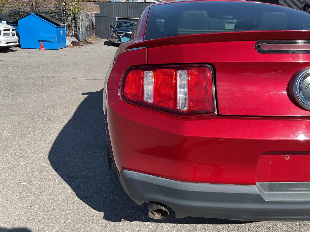 2012 Ford Mustang  Photo