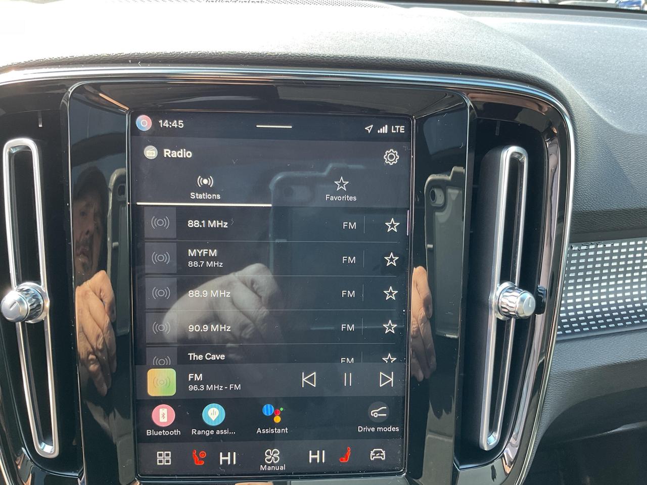 2022 Volvo XC40 Recharge Pure Electric P8 Ultimate 4dr All-Wheel Drive Photo