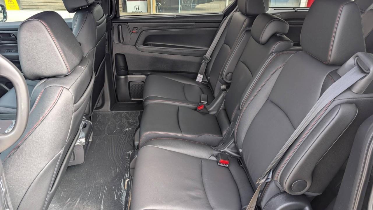 2026 Honda Odyssey Sport-L Passenger Van Photo