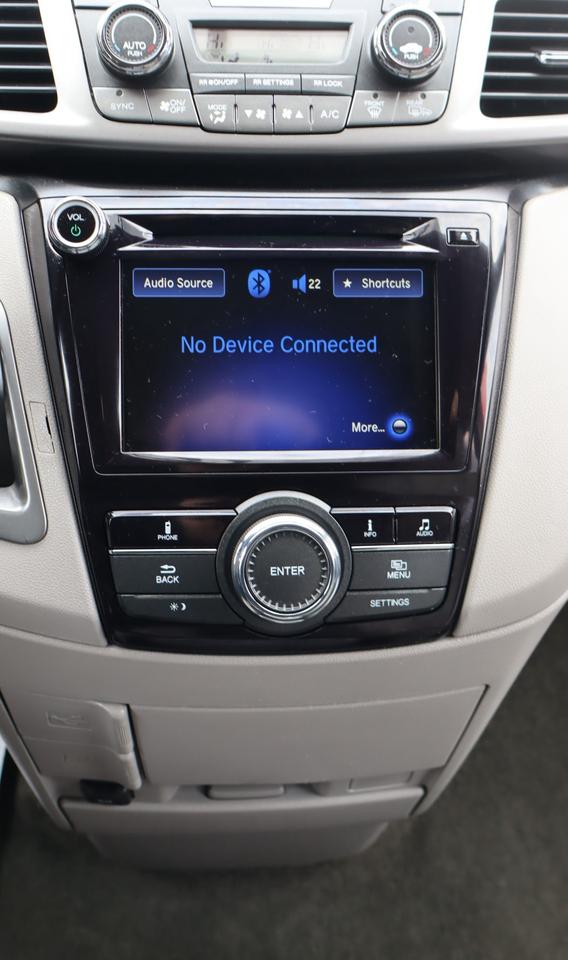 2017 Honda Odyssey EX (A6) Passenger Van Photo